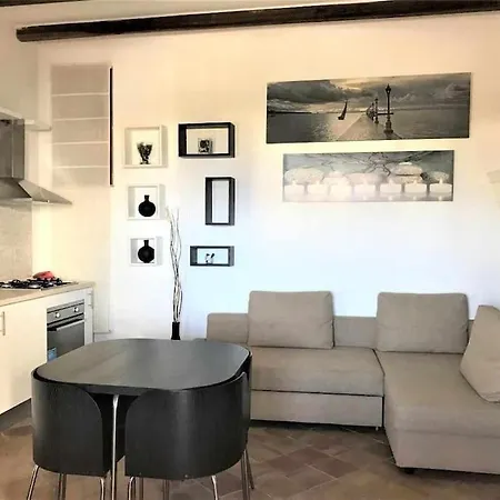 Holiday home Casa Il Faro - Vista Mare, 100 Mt Dalla *